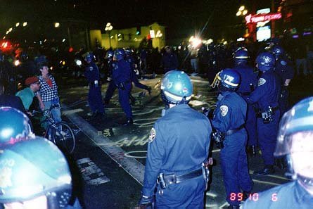 castro-sweep-police-riot-gerardkoskovich-sanfrancisco-copblock-4