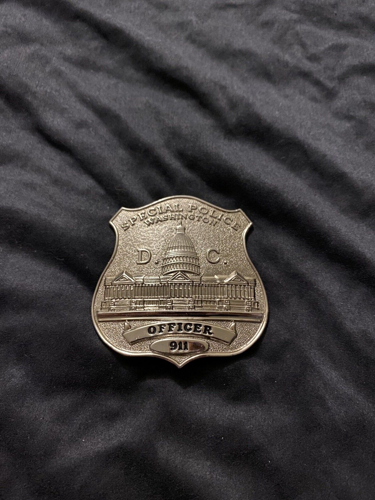 Washington metropolitan DC Police Badge: Special Police Badge blackinton