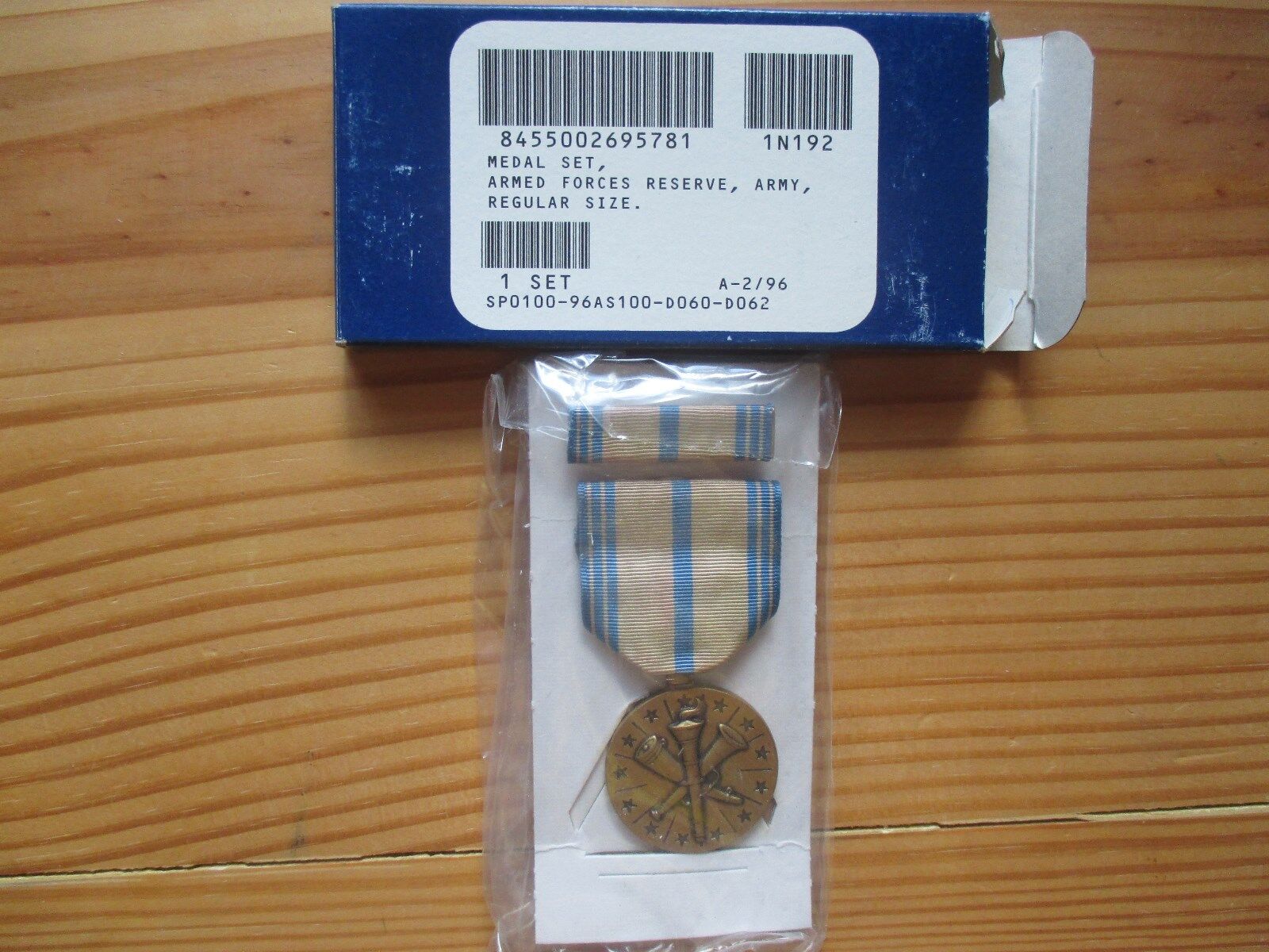 Medal set, Armed Forces Reserve with ribbon New in box. awarded for 10 yrs serv