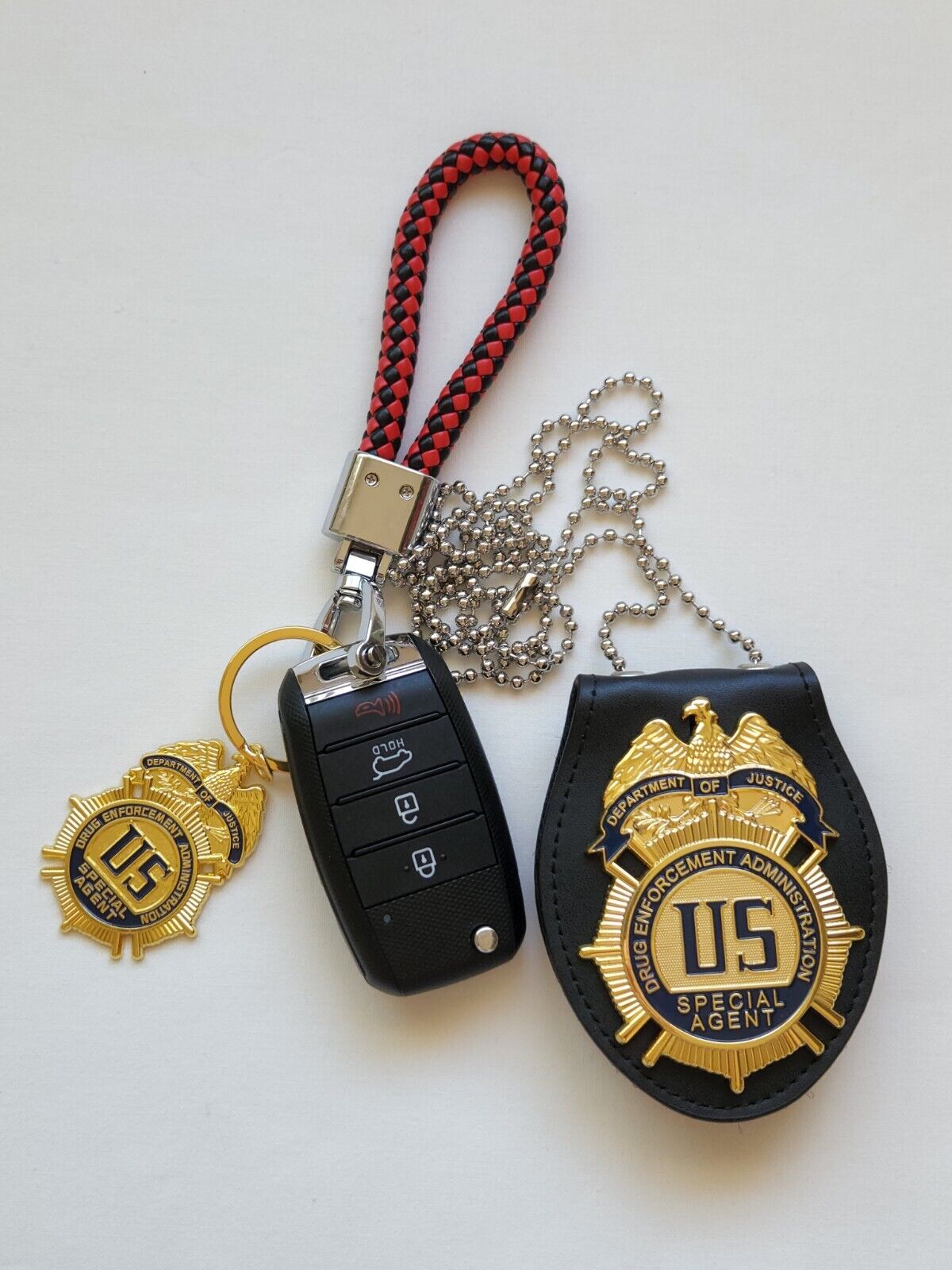 DEA Special Agent Keychain And Full Size Replica Badge With Holder 