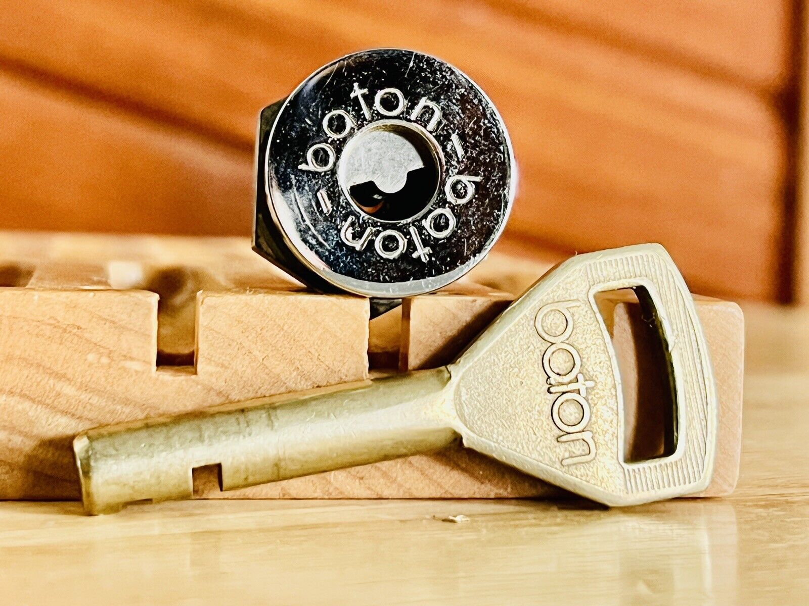 Abloy Style Baton Disc Detainer Lock w/ Key Locksport 