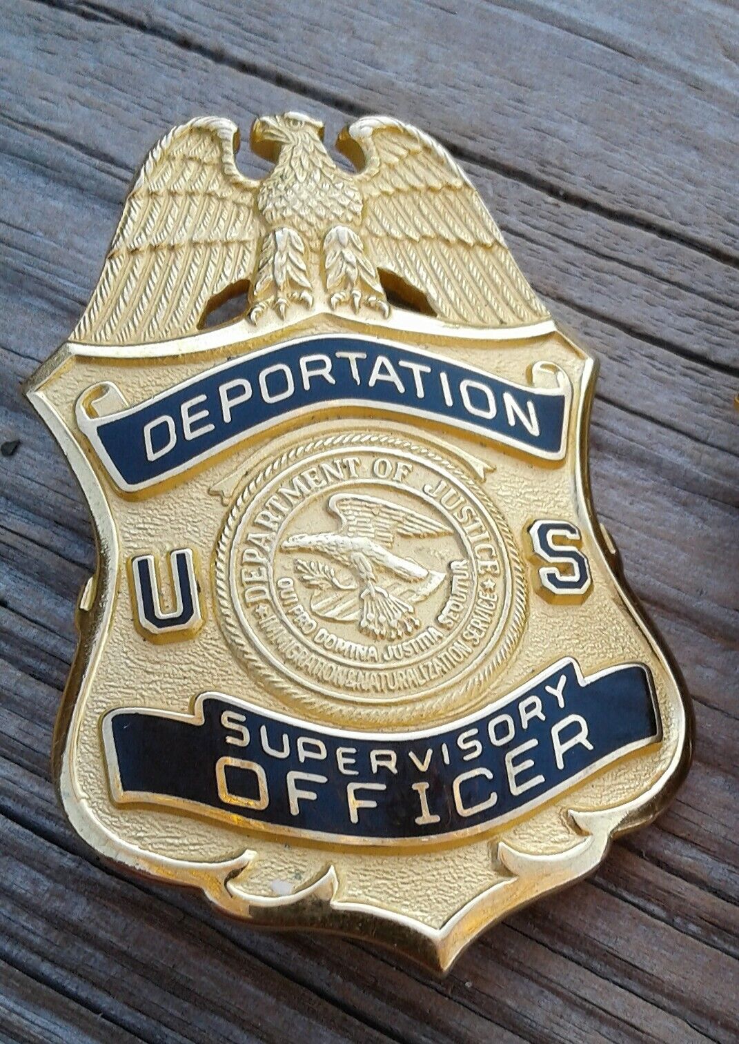 U.S. DEPARTMENT OF JUSTICE DEPORTATION SUPERVISORY OFFICER'S BADGE #SDO 90291