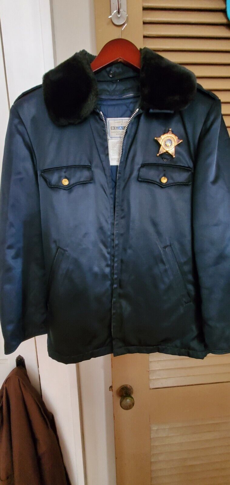 Obsolete Ohio Sheriffs Hi-Glo Badge Ohio 40R Police Issued Coat.