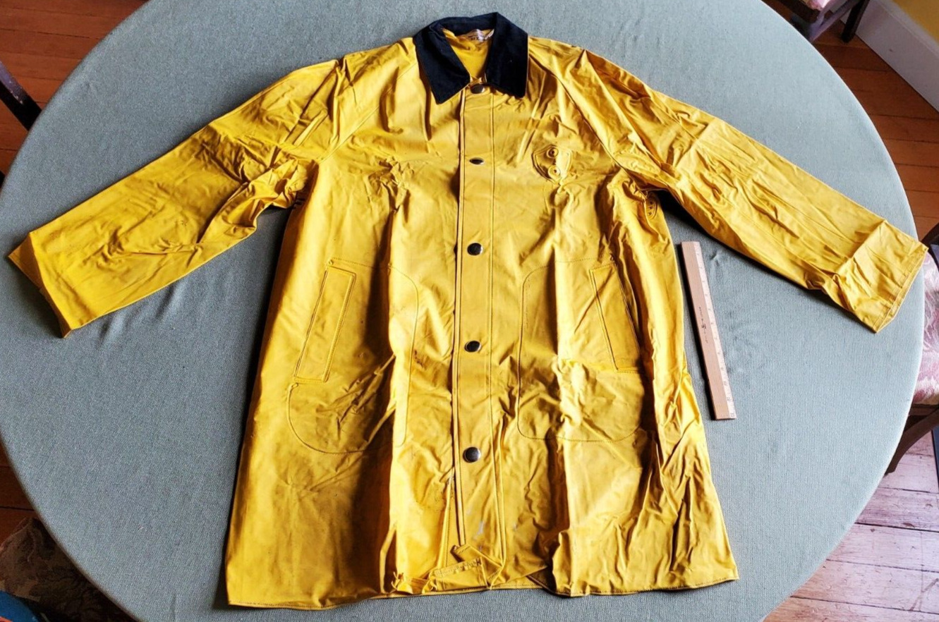 Vintage US Raynster Rain Jacket - Police Law Enforcement Badge Tab - Mens MEDIUM