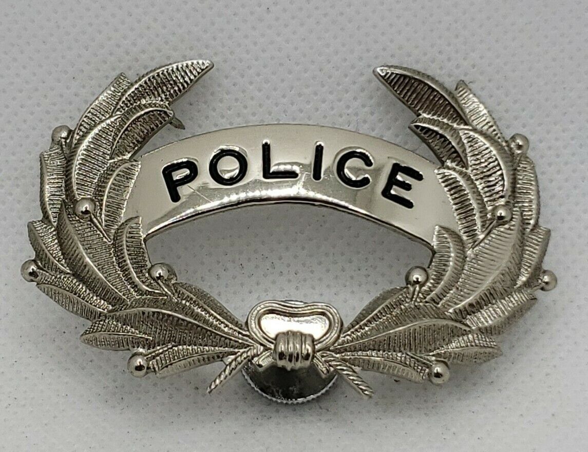 Blackinton Silver Tone Curved Police Hat Badge Laurel Leaf Wreath 2.75” VINTAGE 