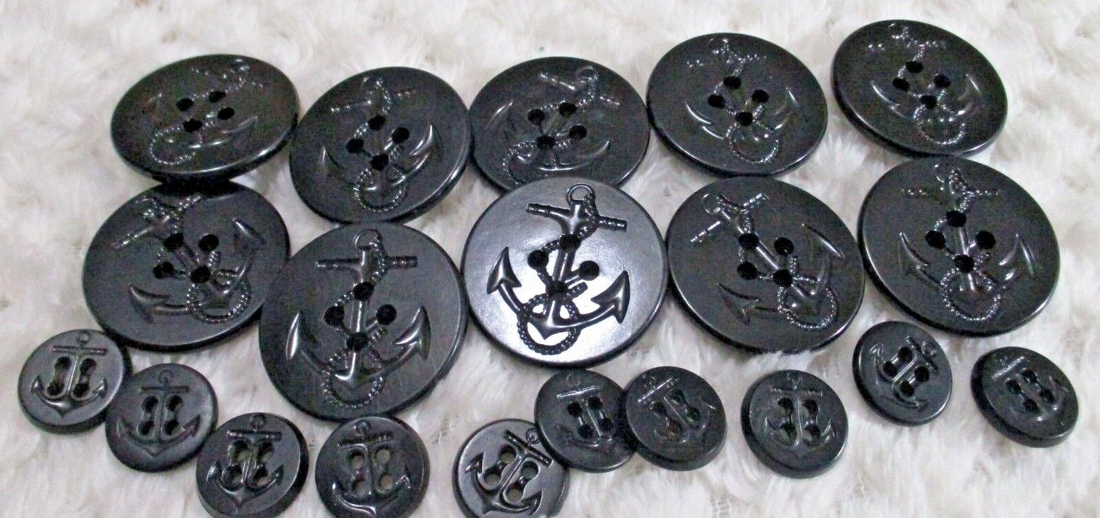 10 Buttons 1 1/4