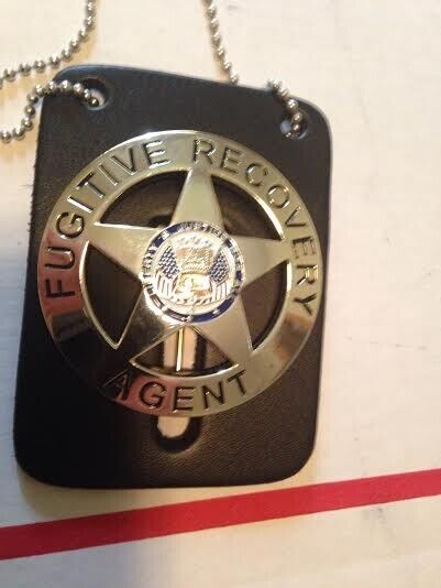 Vintage Obsolete Fugitive Recovery Agent Badge W/Holder Dog Bounty Hunter