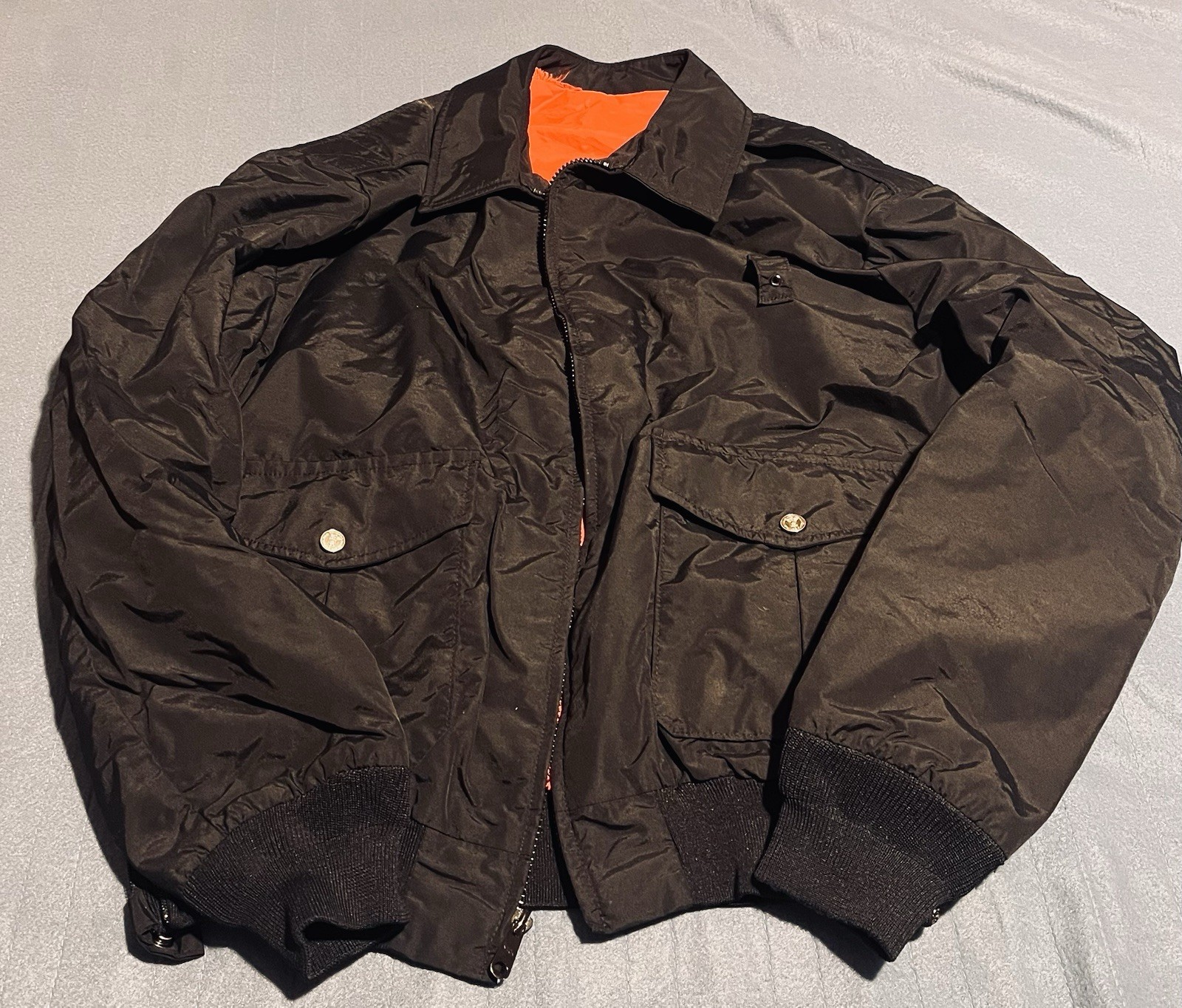 Black L/XL Police Windbreaker Jacket w Silver Colored Police Buttons on Pockets Black L/XL Police Windbreaker Jacket w Silver Colored Police Buttons on Pockets